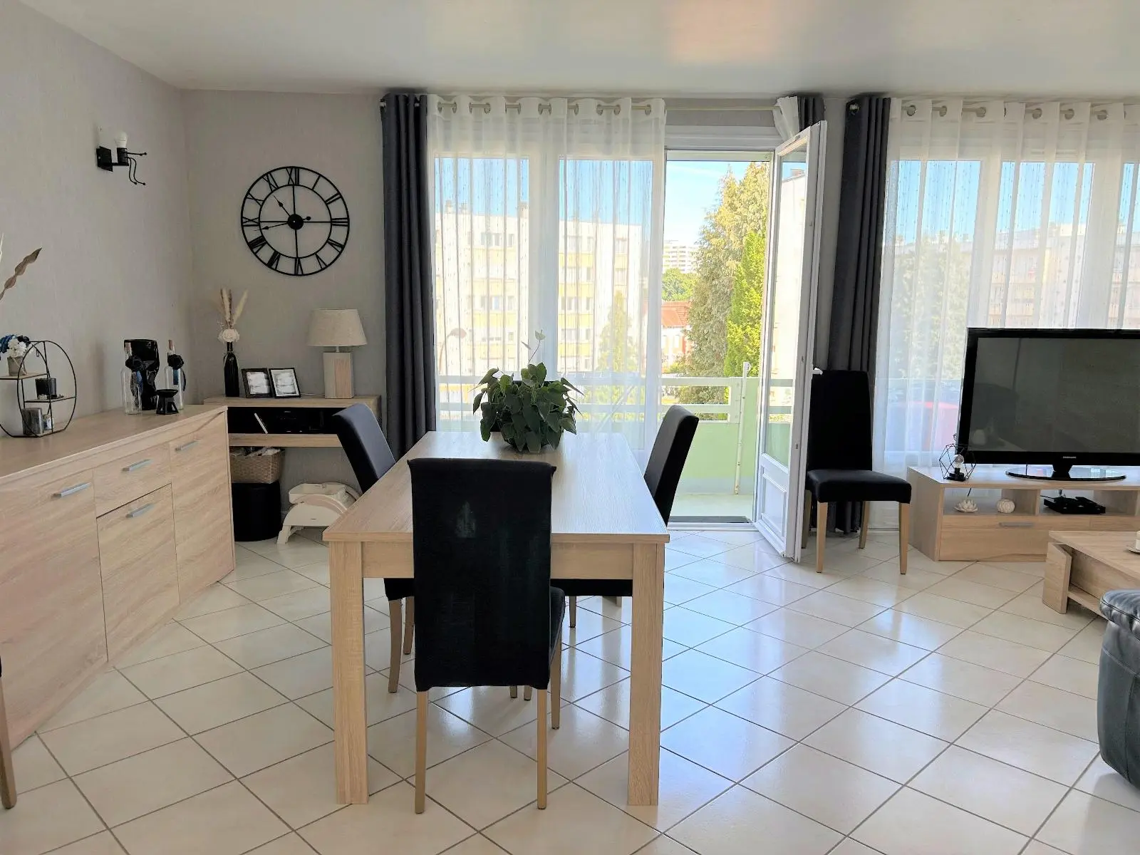 Photo 2 Appartement 3 pièces 65m²