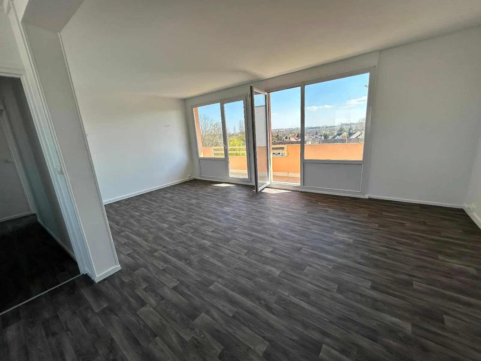 Photo 10 Appartement 4 pièces 77m²