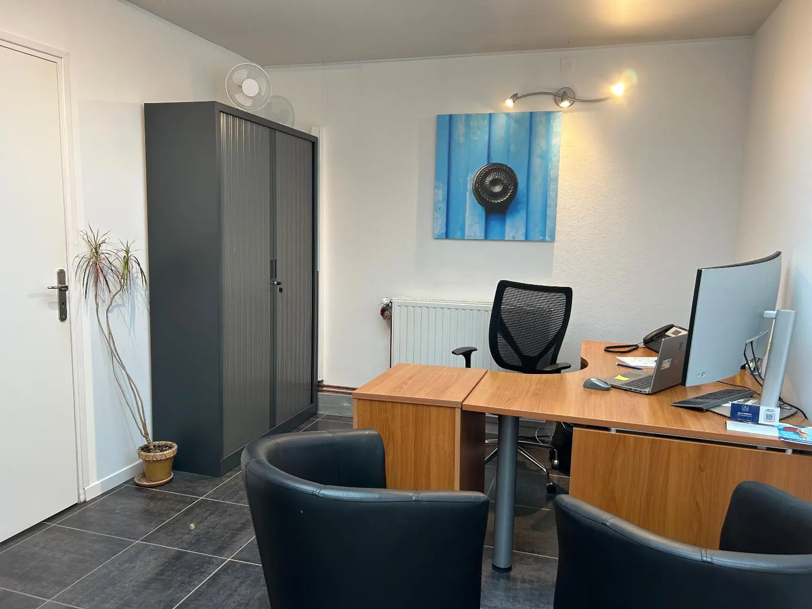 Photo 11 Local Commercial 240m²