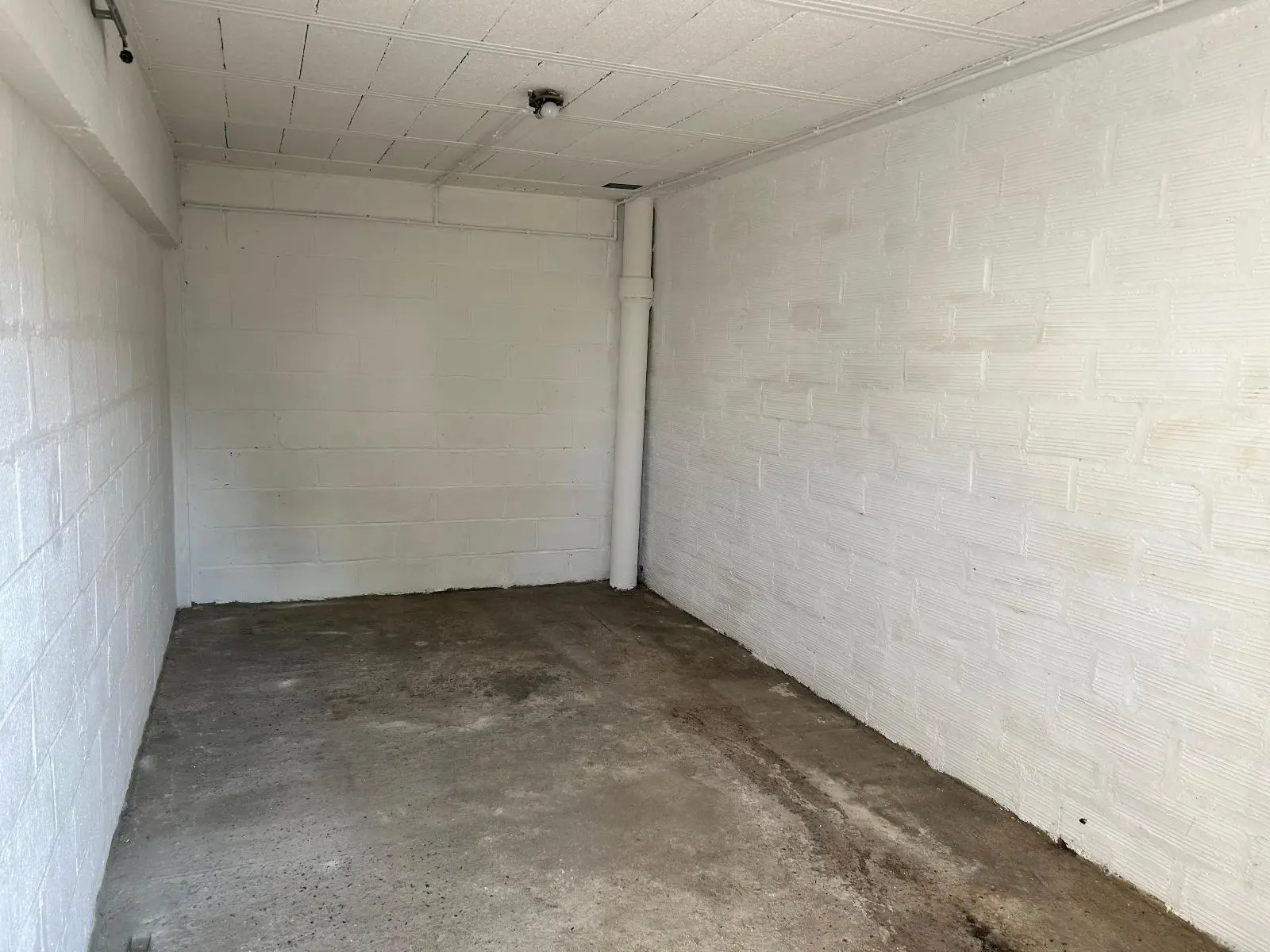 Photo 3 Parking 15m²
