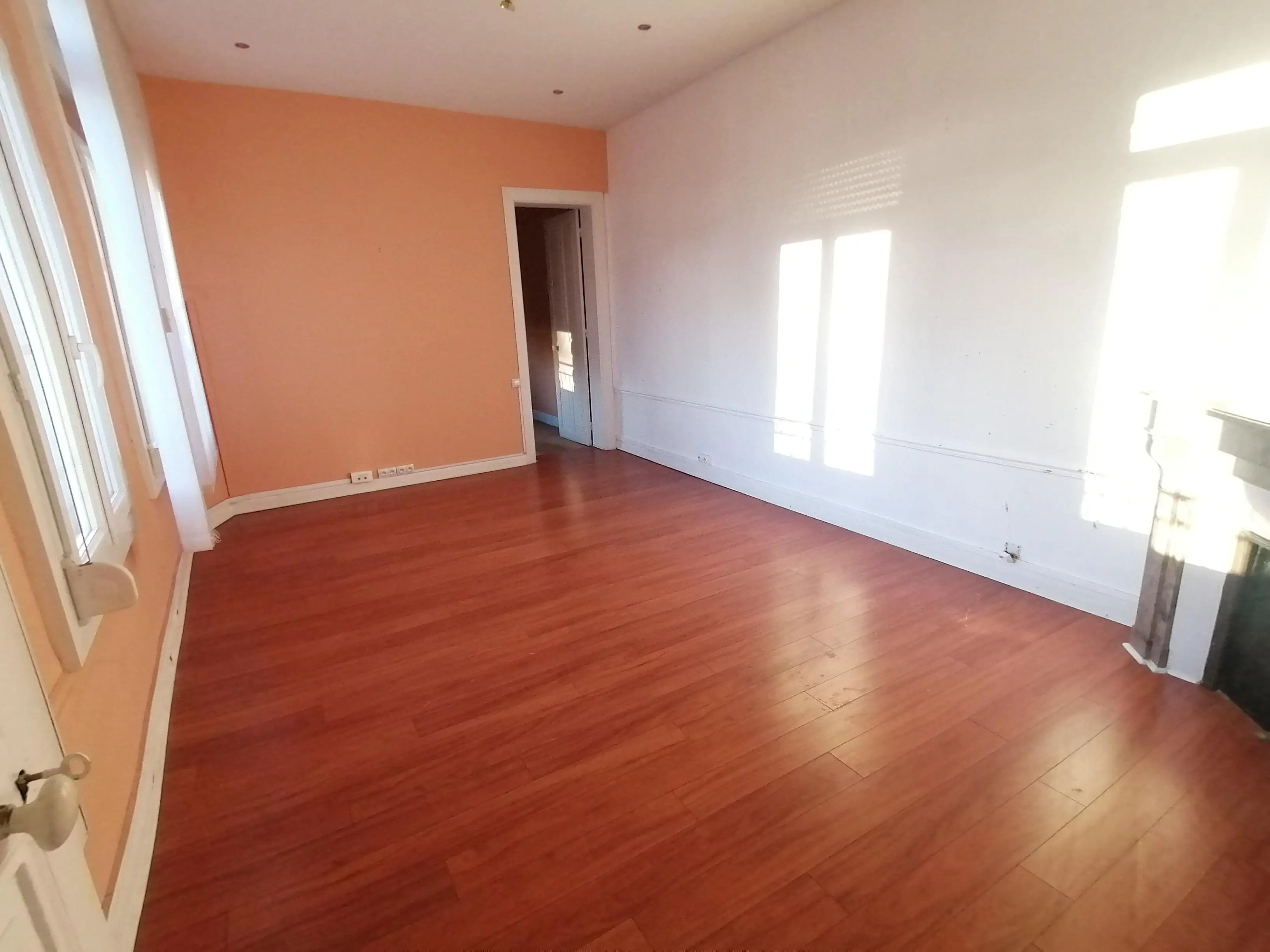 Photo 7 Maison 10 pièces 200m²