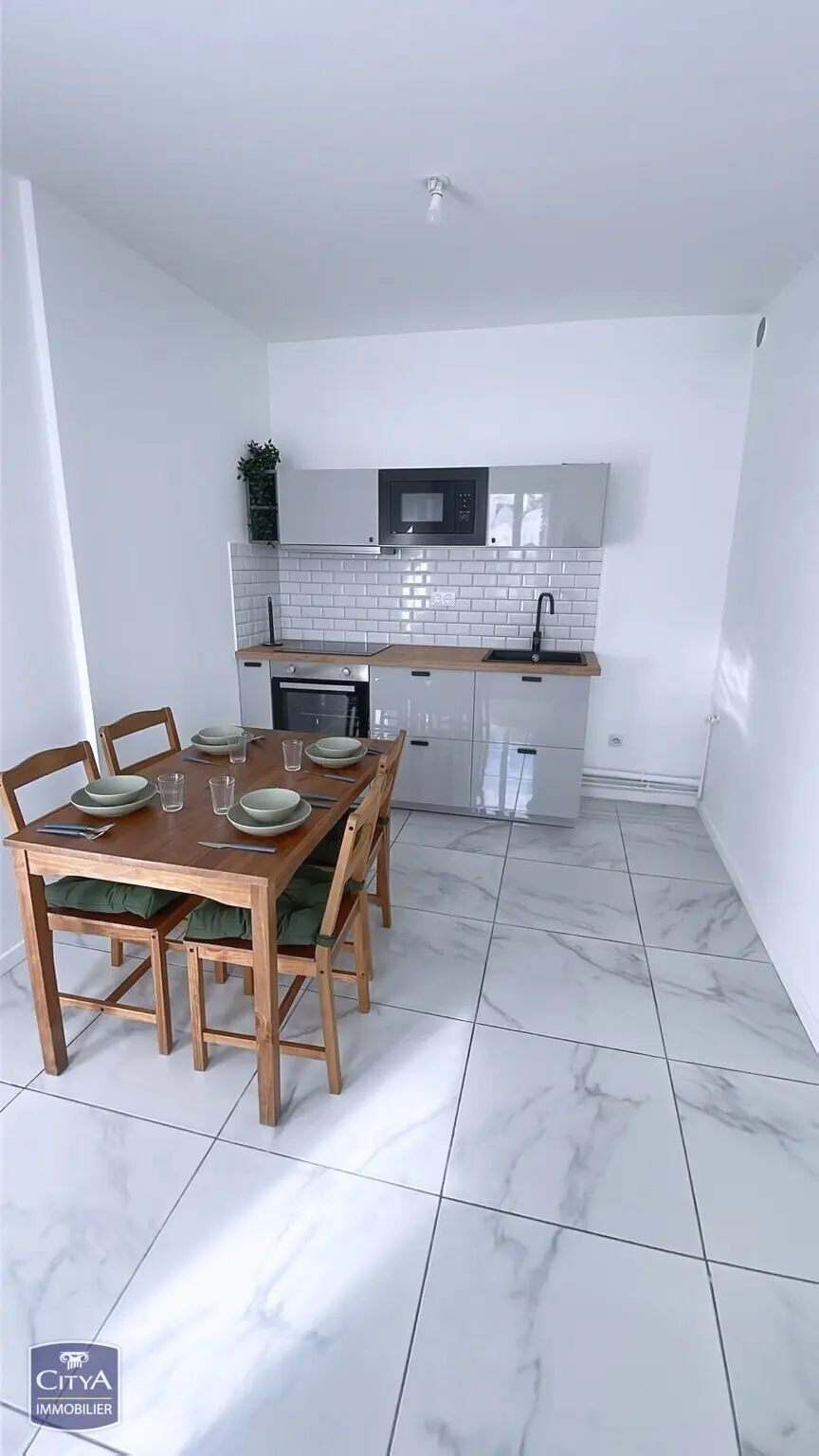 Photo 6 Immeuble 150m²