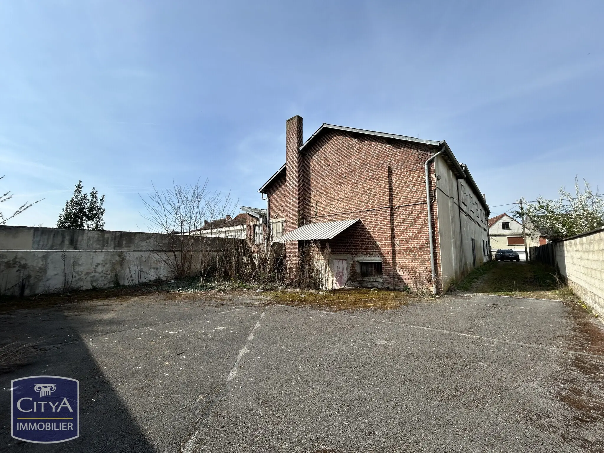 Photo 16 Local Professionnel 5 pièces 475m²