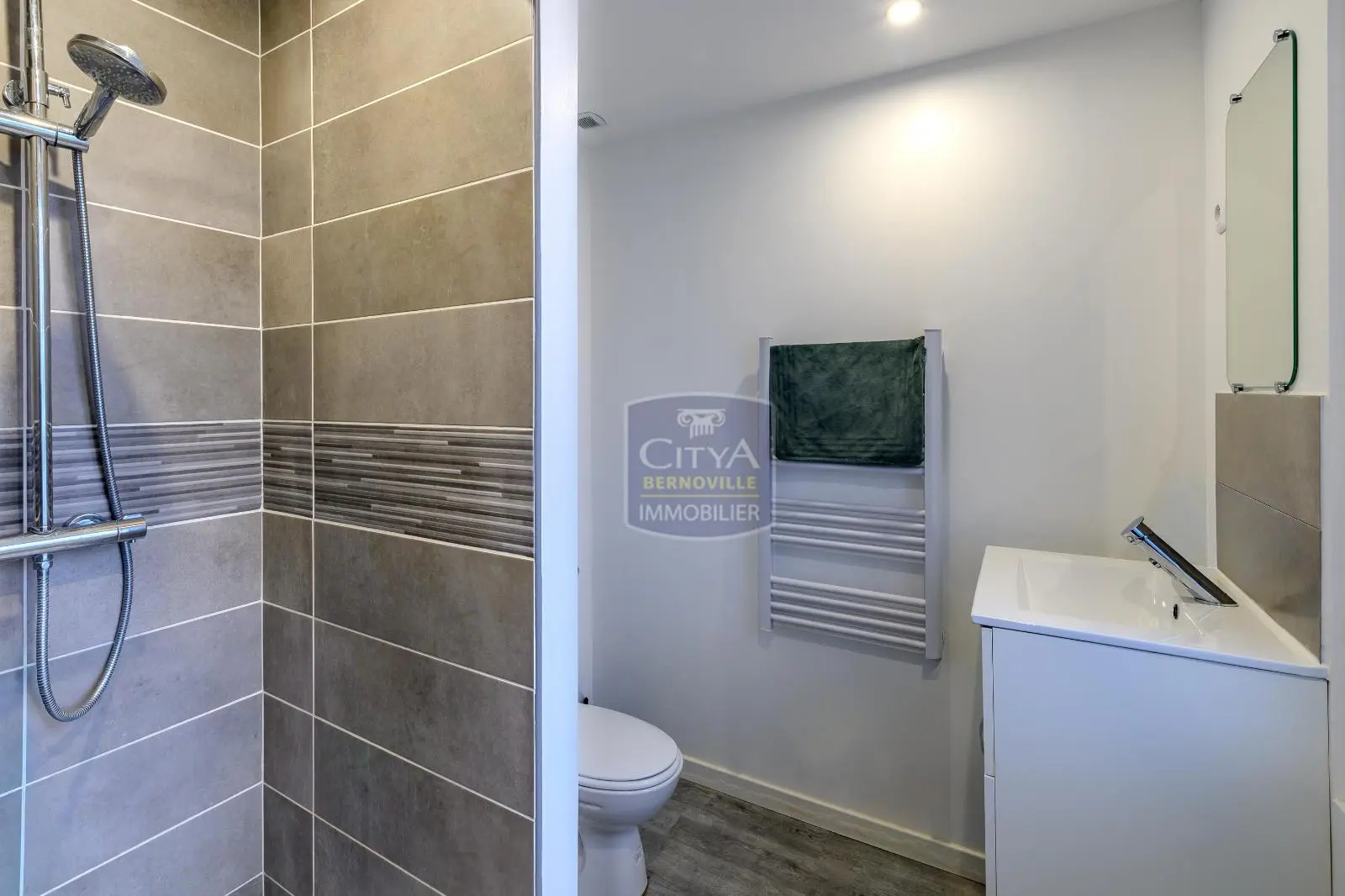 Photo 9 Immeuble 130m²