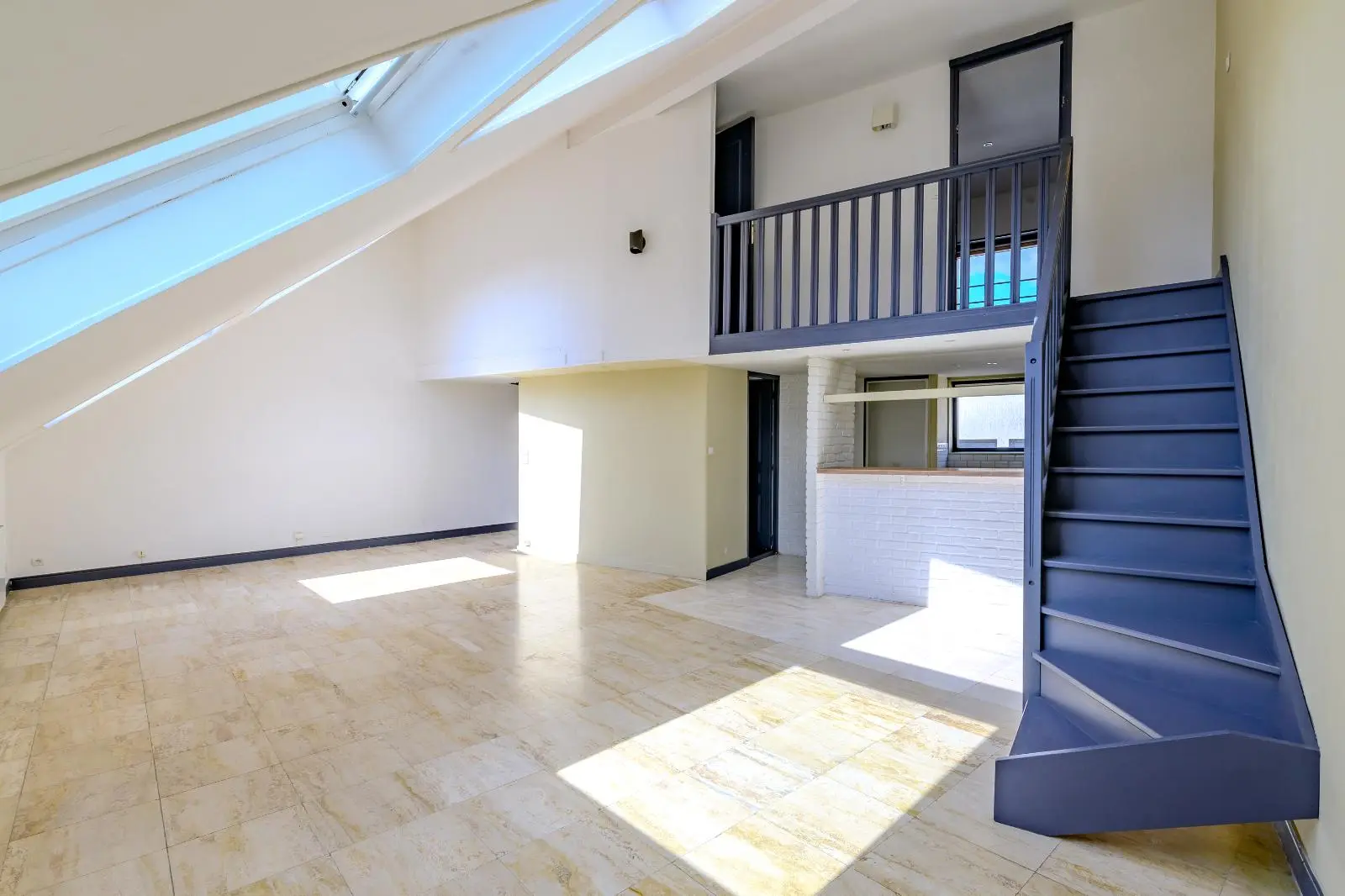 Photo 2 Appartement 3 pièces 85.32m²