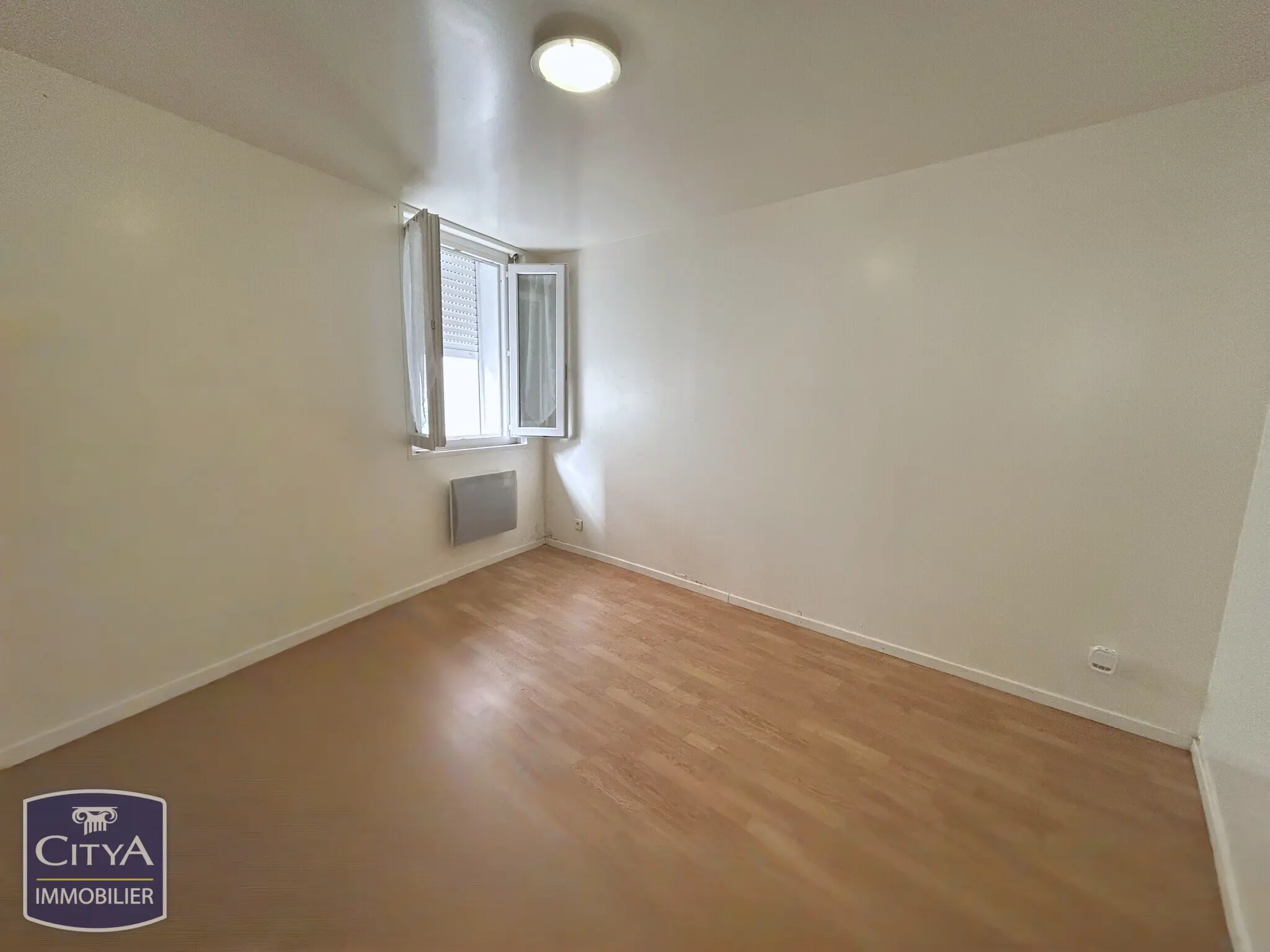 Photo 4 Immeuble 290m²