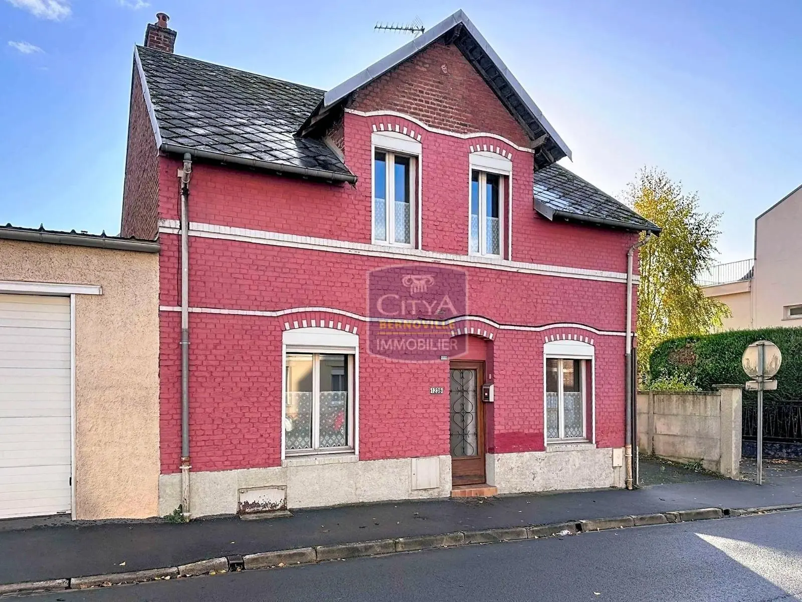 Photo 1 Maison 5 pièces 105m²