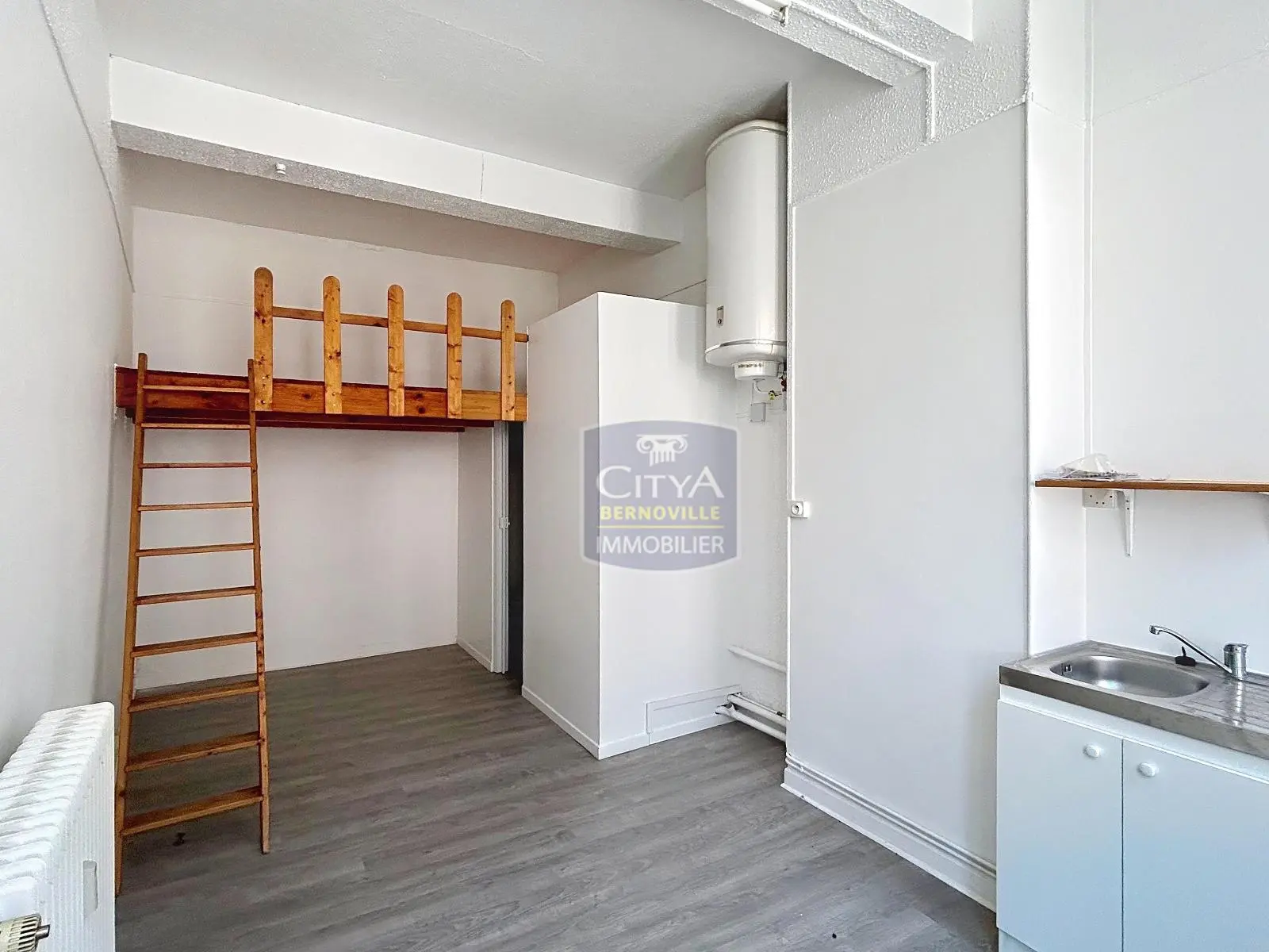 Photo 2 Appartement 1 pièce 18m²