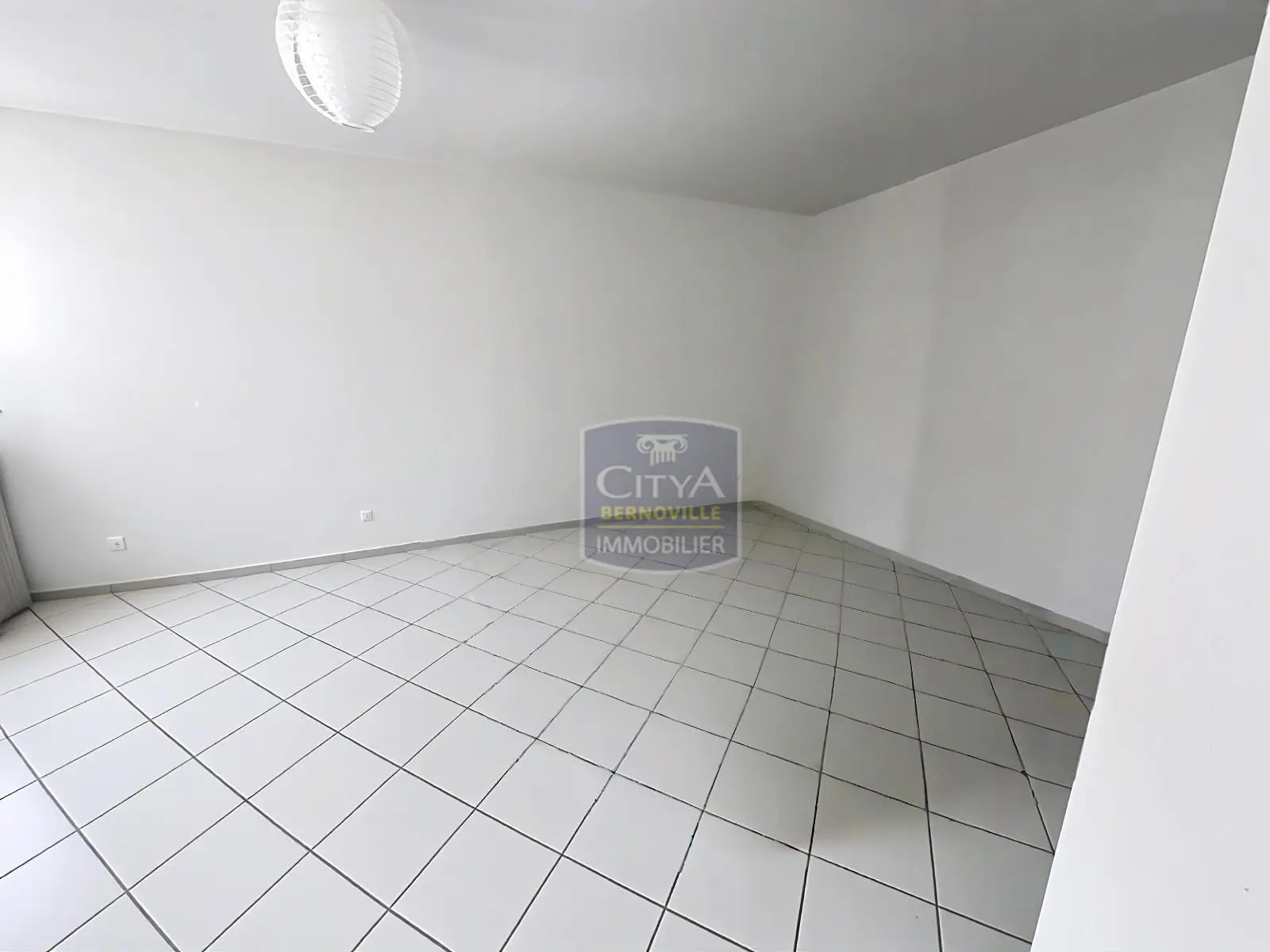 Photo 2 Appartement 1 pièce 38m²