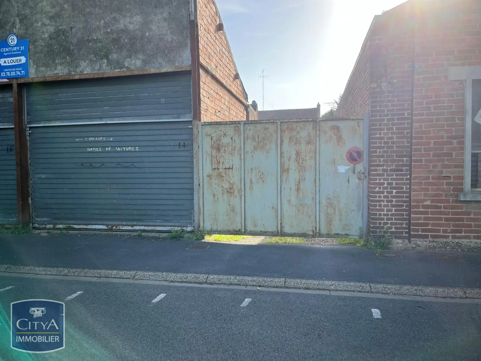 Photo 1 Parking 20m²