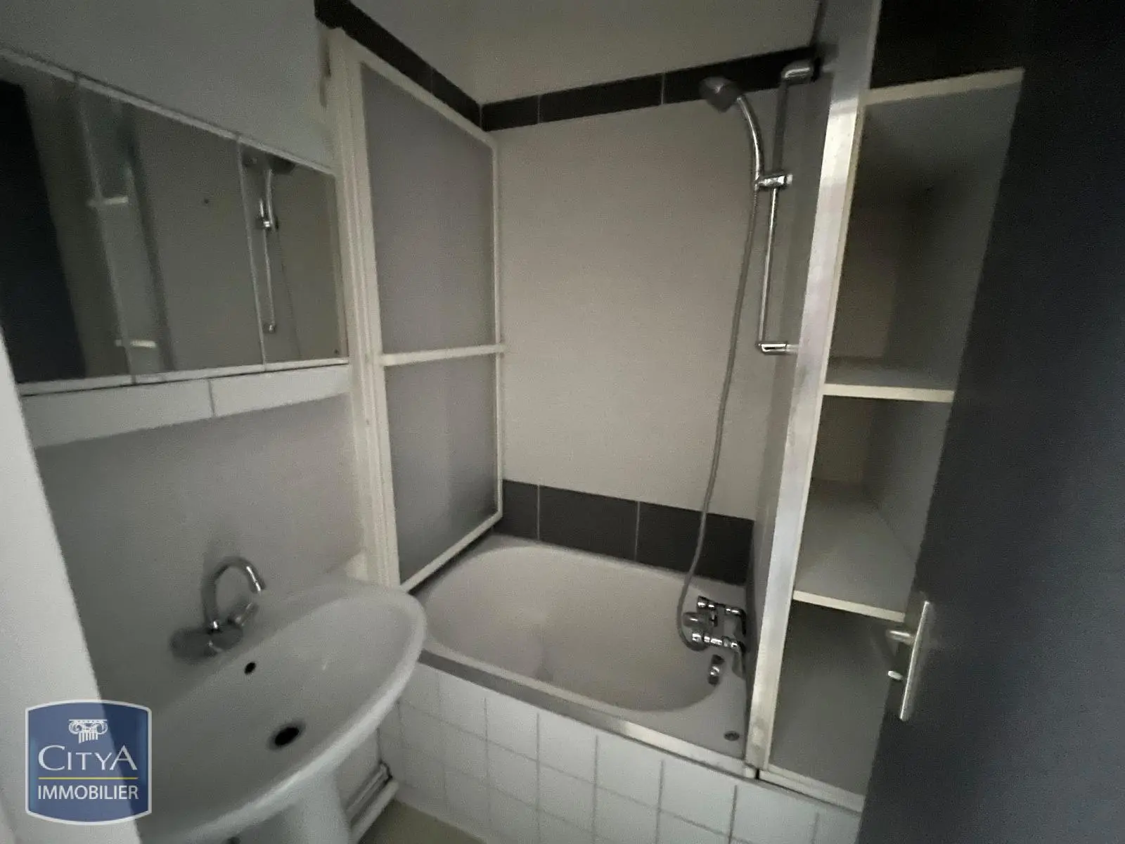 Photo 10 Appartement 1 pièce 20.31m²