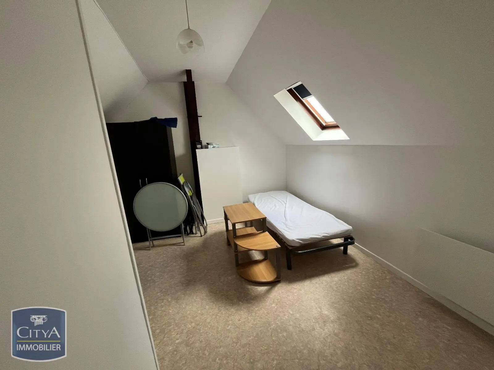 Photo 2 Appartement 1 pièce 10.32m²