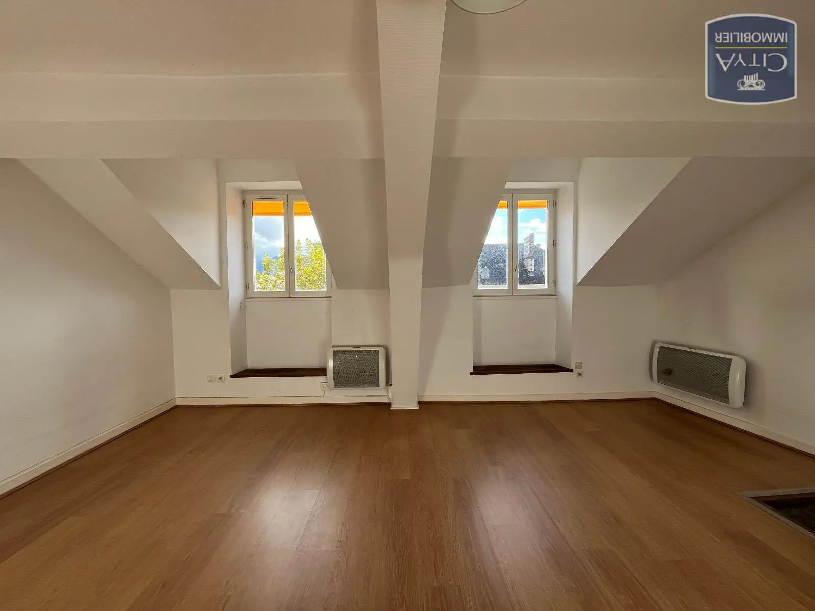Photo 2 Appartement 1 pièce 26.39m²