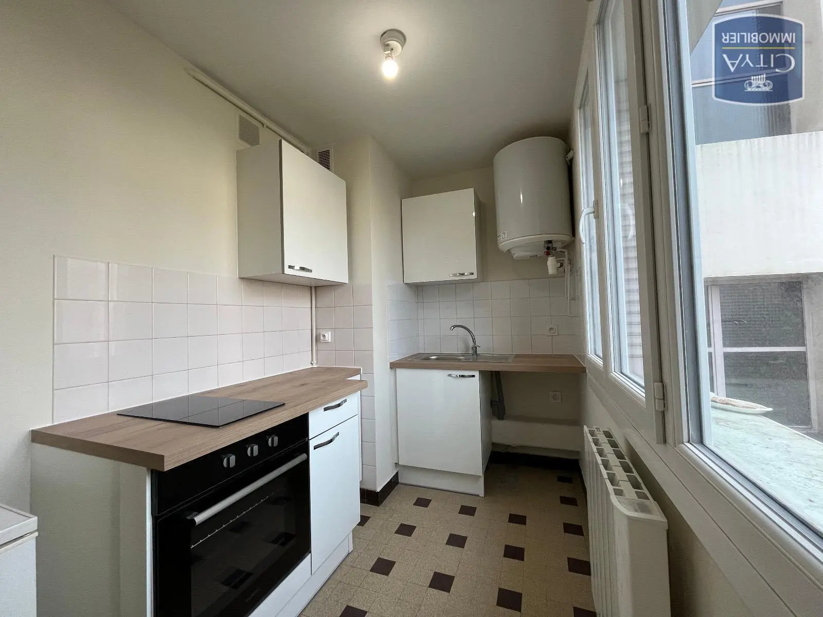Photo 1 Appartement 1 pièce 21.23m²
