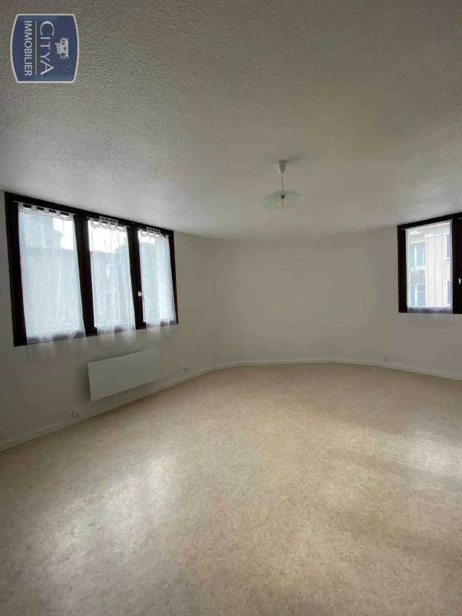 Photo 3 Appartement 1 pièce 28.3m²