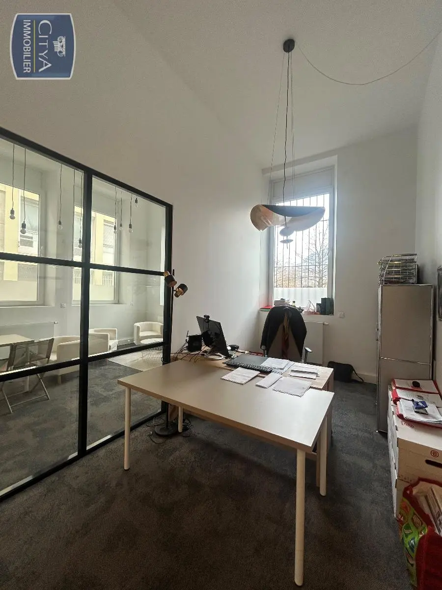 Photo 7 Local Commercial