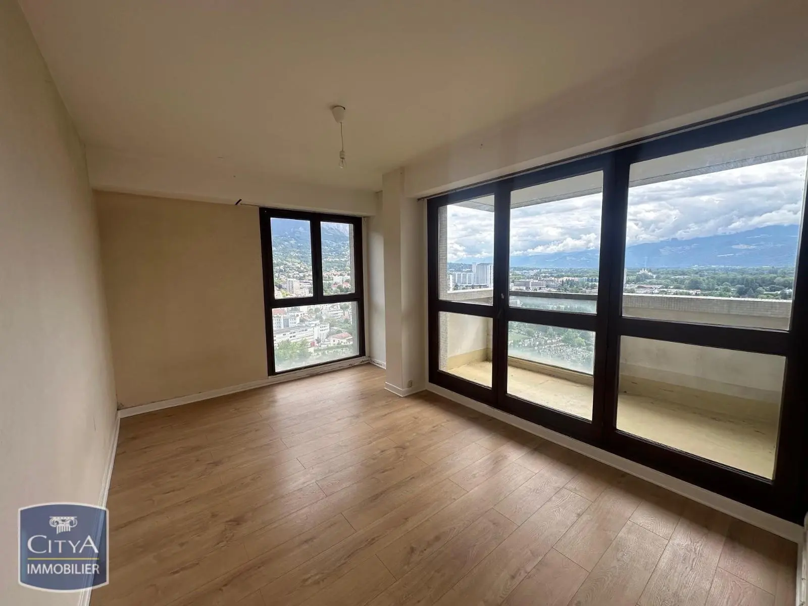 Photo 1 Appartement 3 pièces 76.46m²