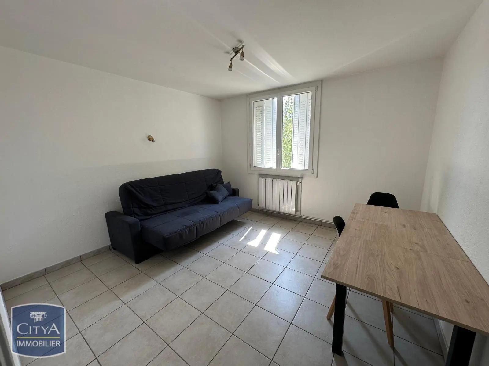 Photo 1 Appartement 1 pièce 28m²