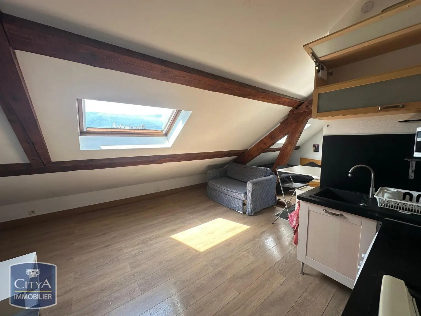 Photo 2 Appartement 1 pièce 20.2m²