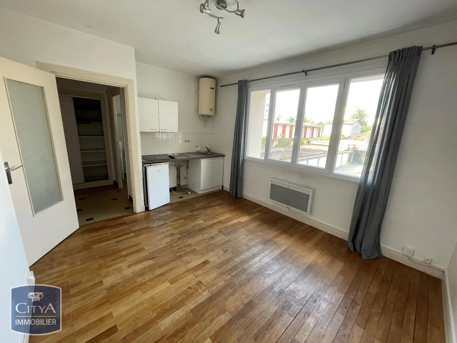 Photo 1 Appartement 1 pièce 21.4m²