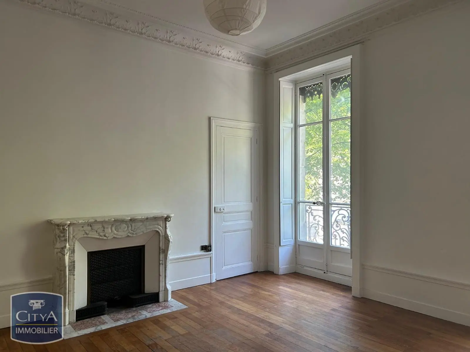 Photo 2 Appartement 6 pièces 169.75m²