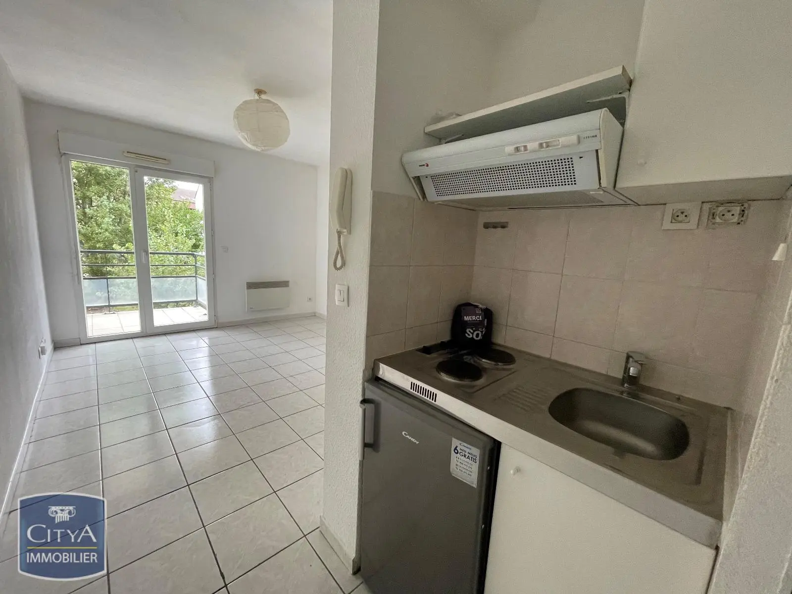 Photo 1 Appartement 1 pièce 18.5m²
