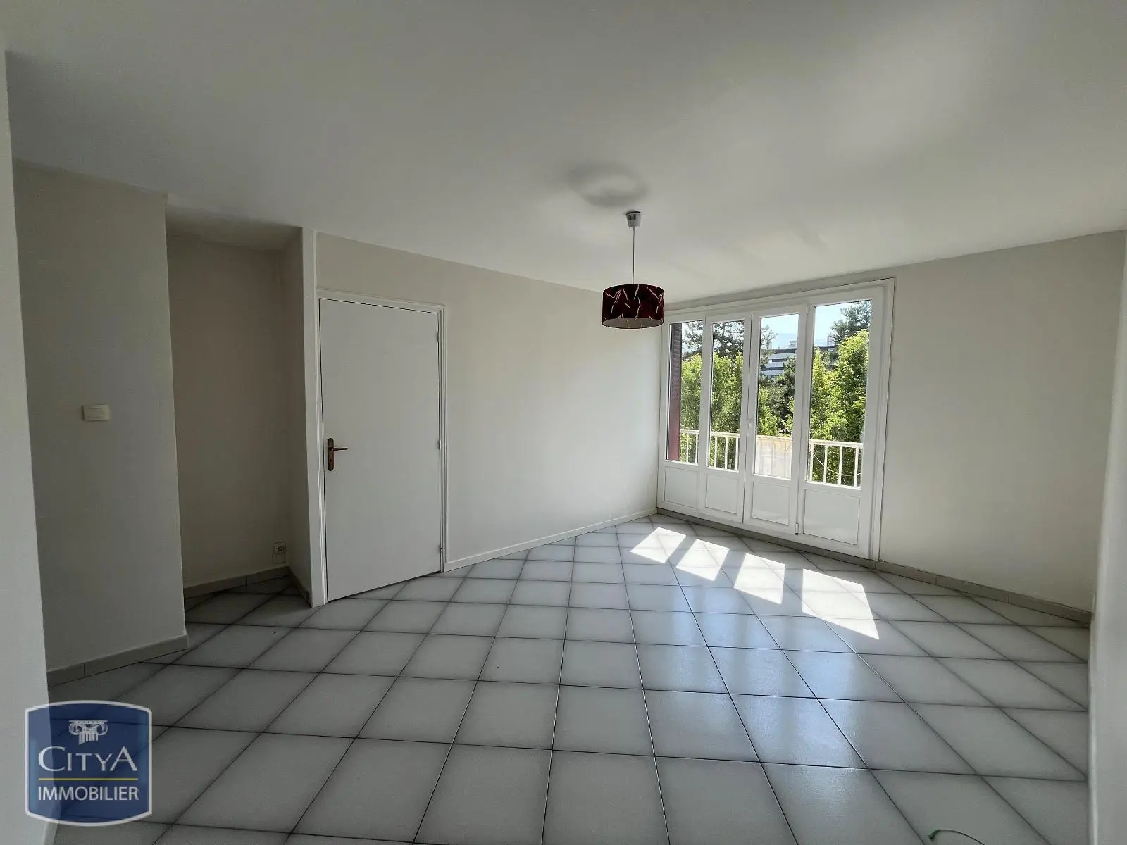 Photo 2 Appartement 4 pièces 70m²