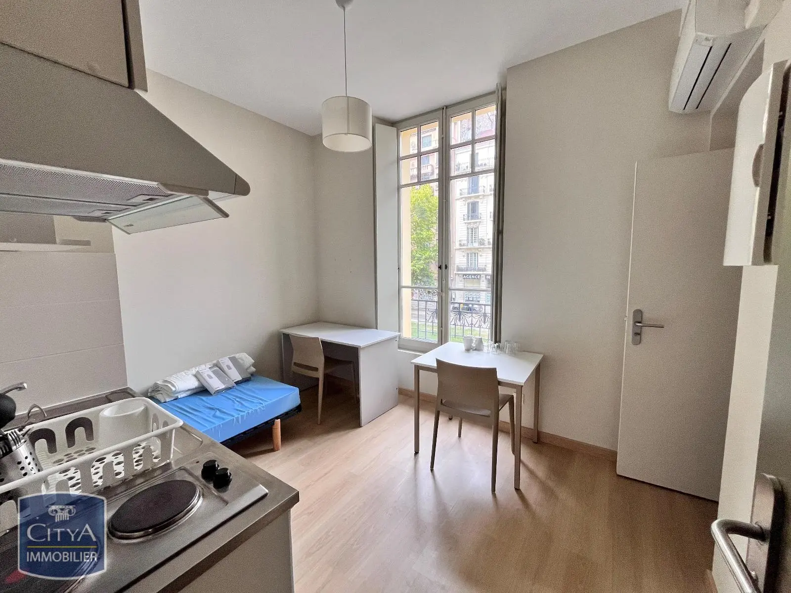 Photo 3 Appartement 1 pièce 15.78m²
