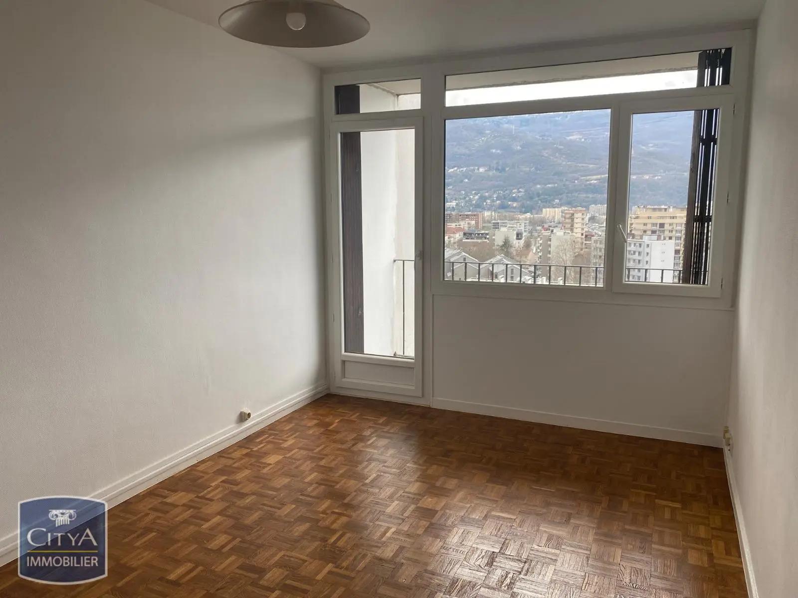 Photo 2 Appartement 2 pièces 46.3m²