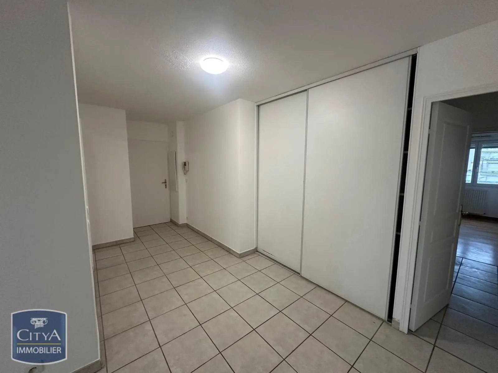 Photo 6 Appartement 4 pièces 87.56m²
