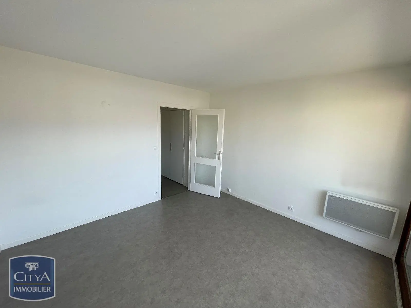 Photo 2 Appartement 1 pièce 20.28m²