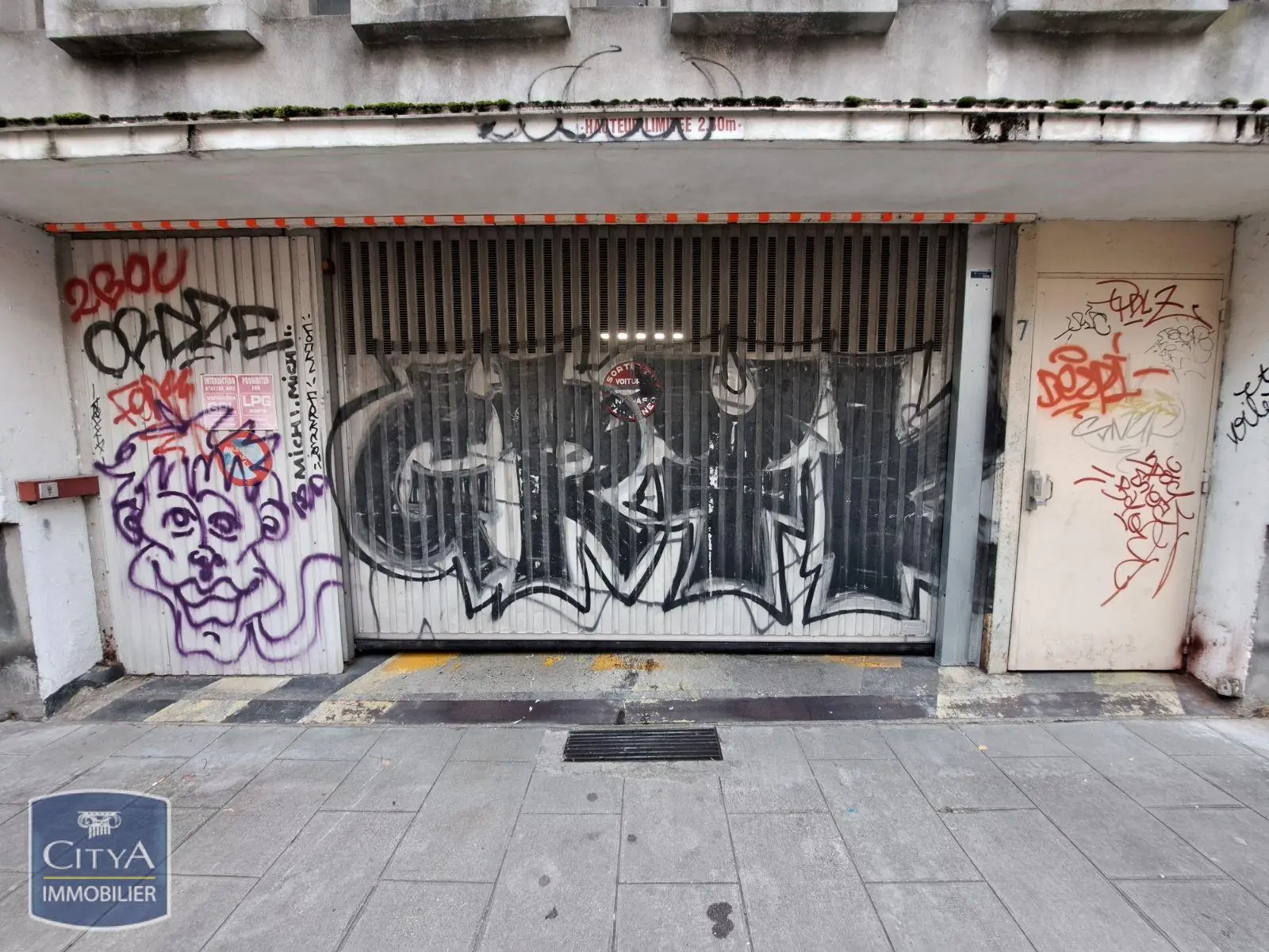 Photo Parking