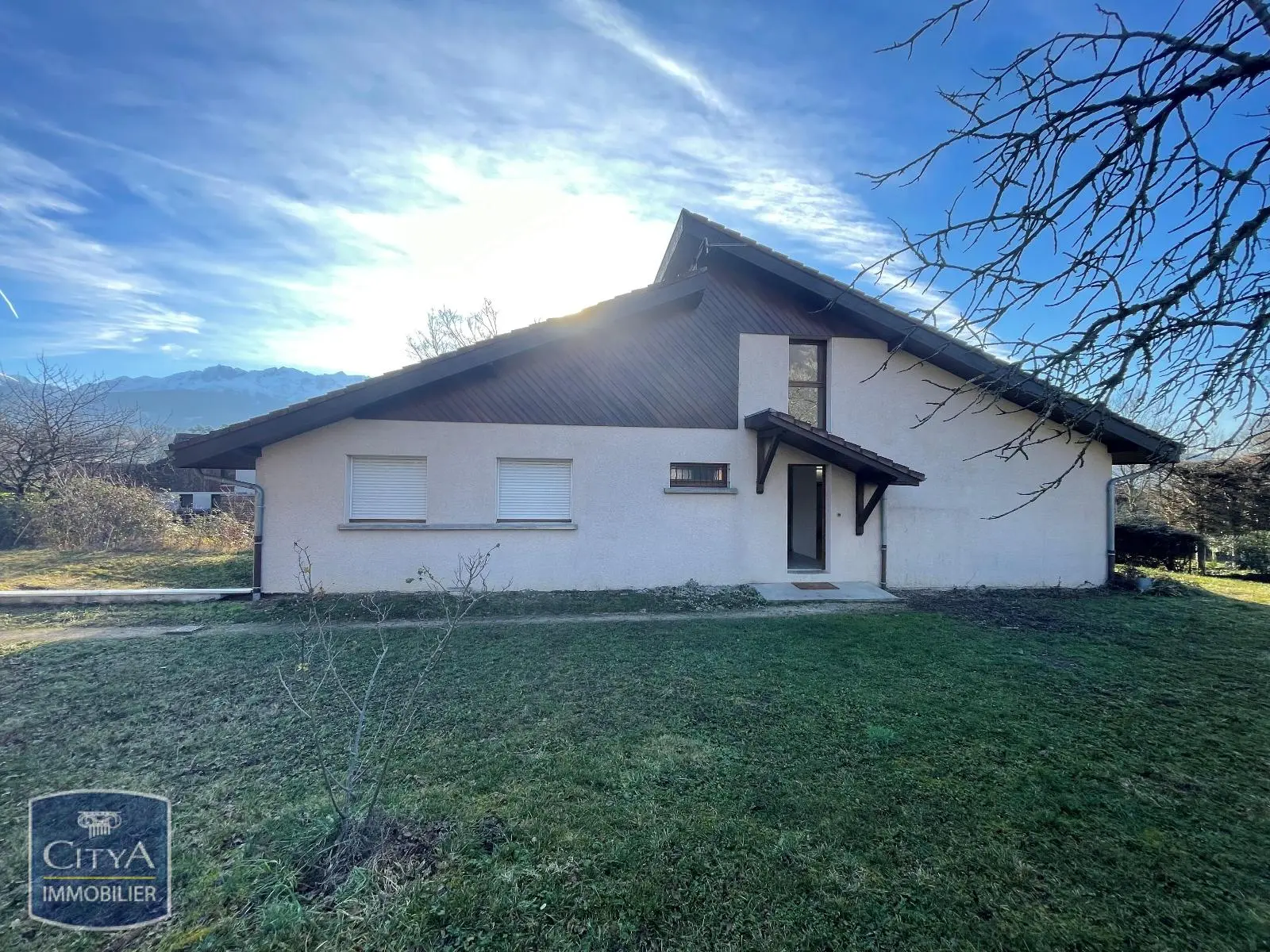 Photo 1 Maison 6 pièces 171.8m²