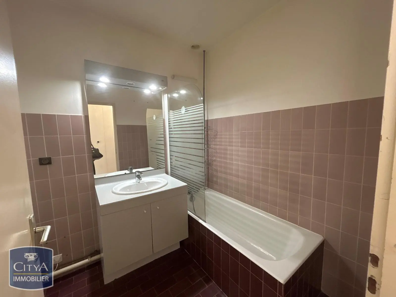 Photo 3 Appartement 1 pièce 40.22m²