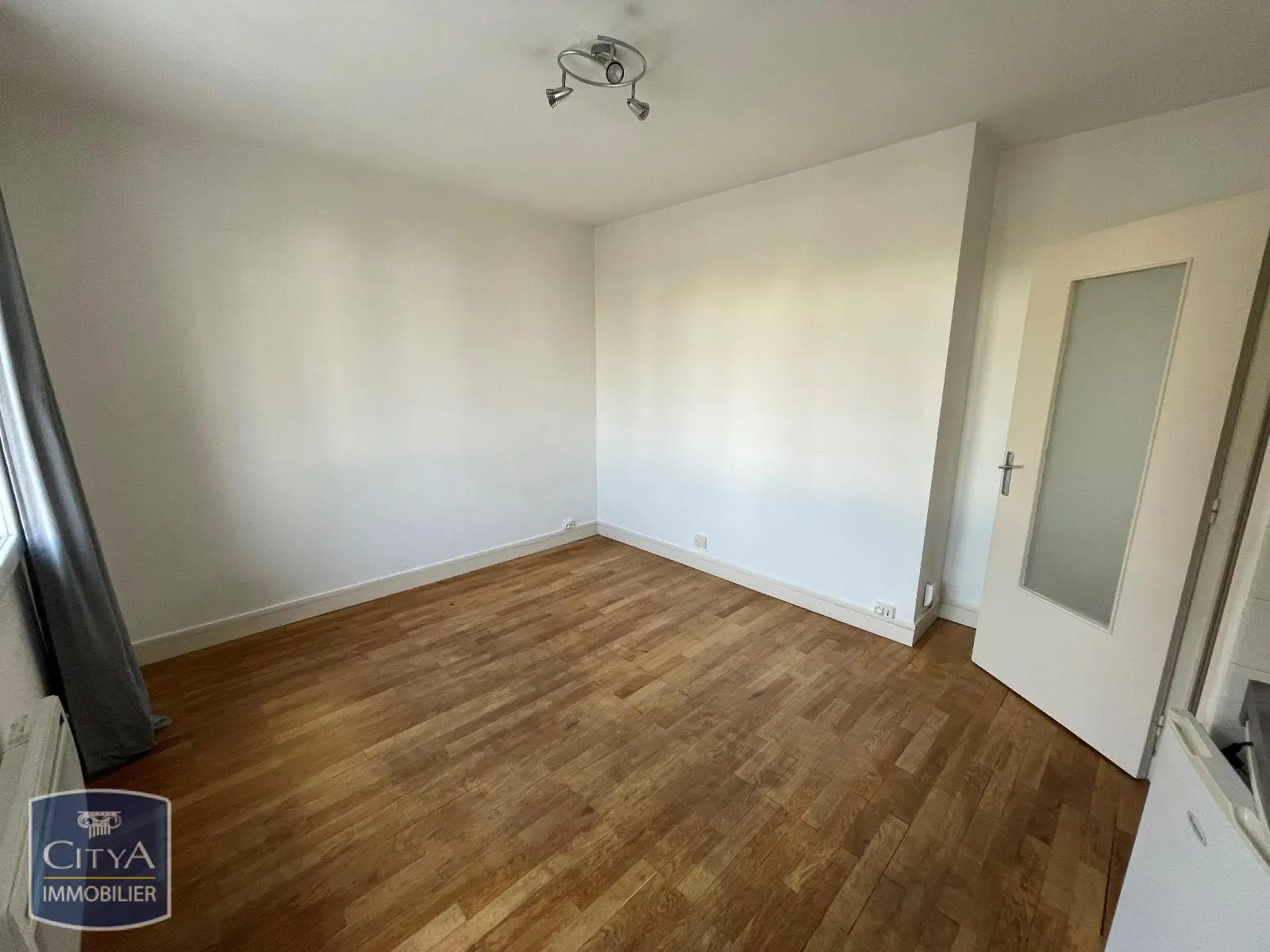 Photo 2 Appartement 1 pièce 21.4m²