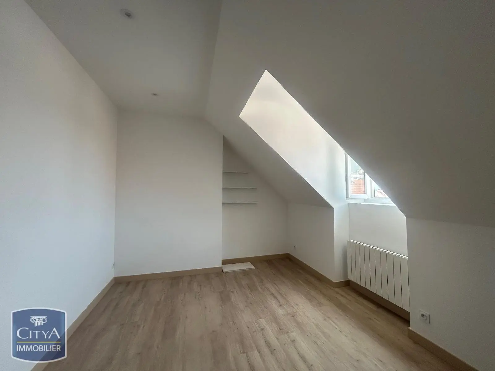 Photo 1 Appartement 1 pièce 22.09m²