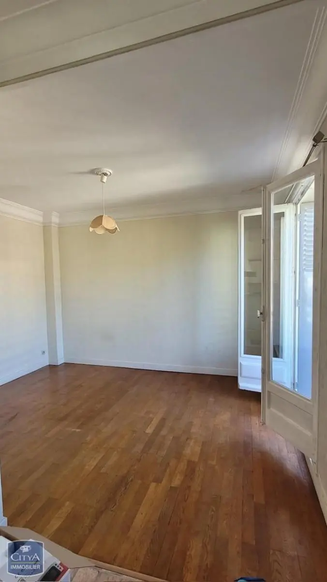 Photo 1 Appartement 1 pièce 33.5m²