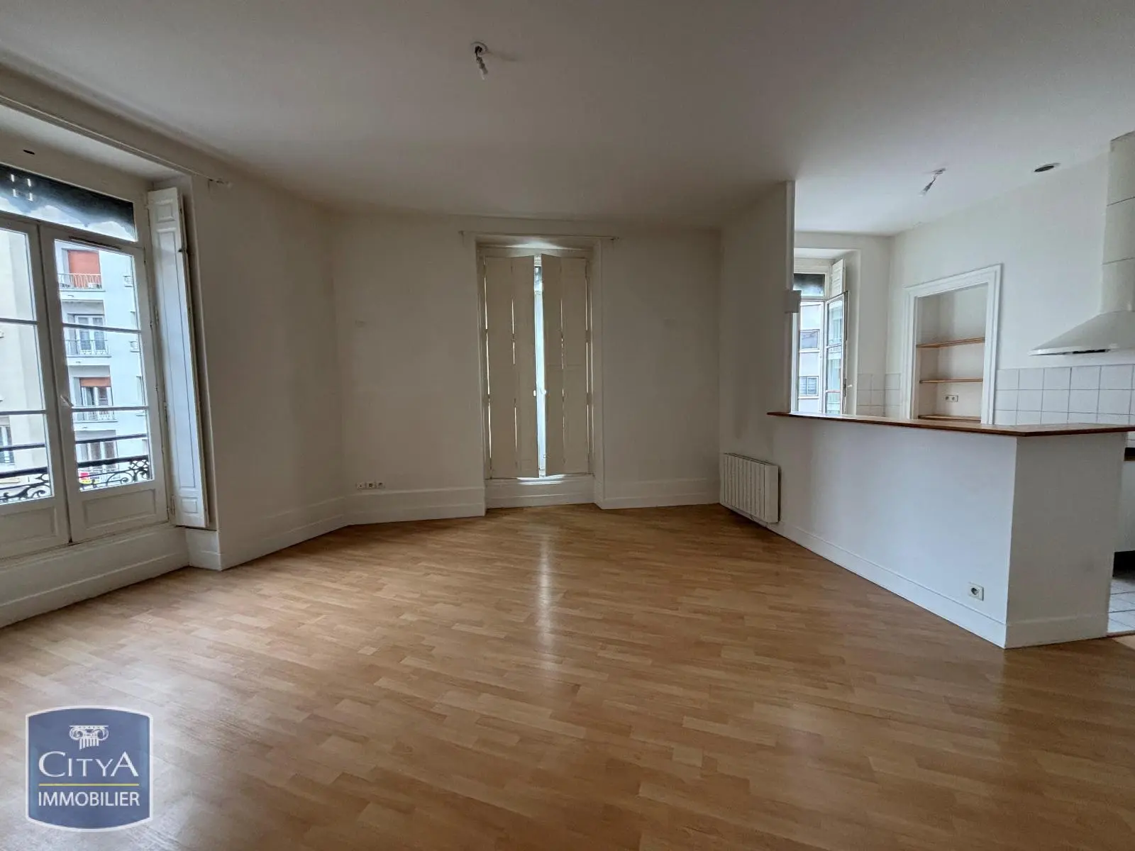 Photo 3 Appartement 2 pièces 61.54m²