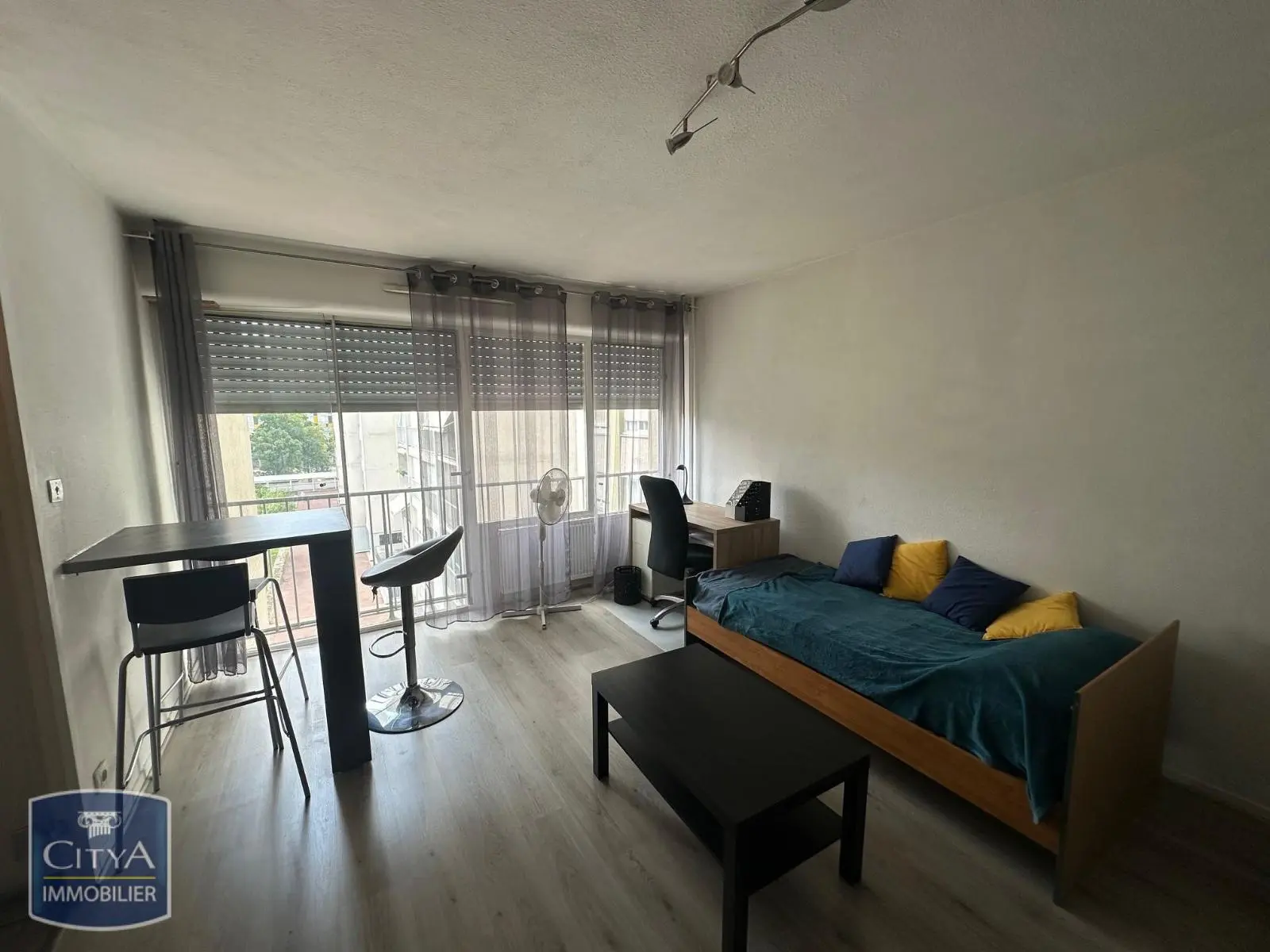 Photo 1 Appartement 1 pièce 31.85m²