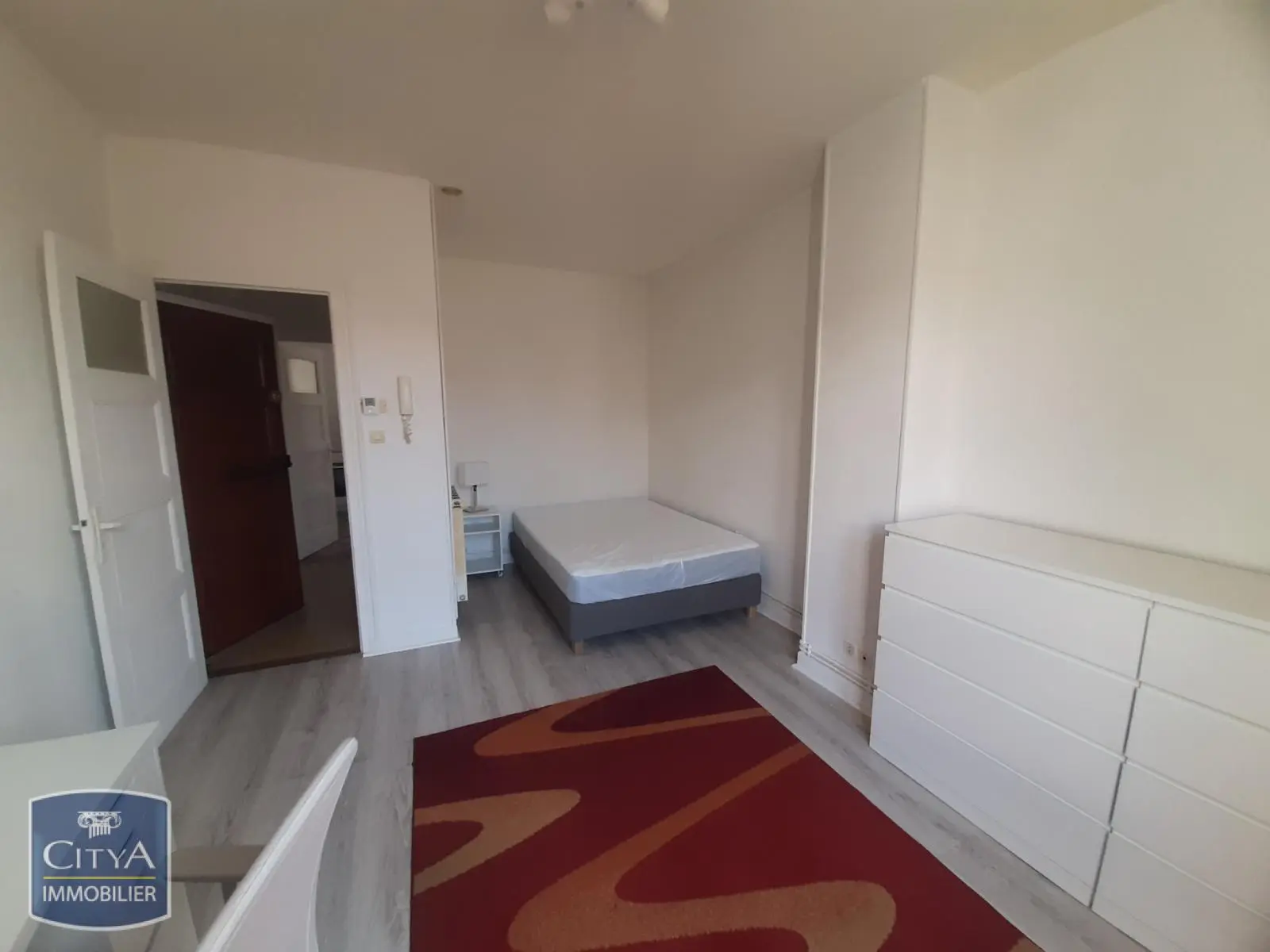 Photo 2 Appartement 1 pièce 35.79m²