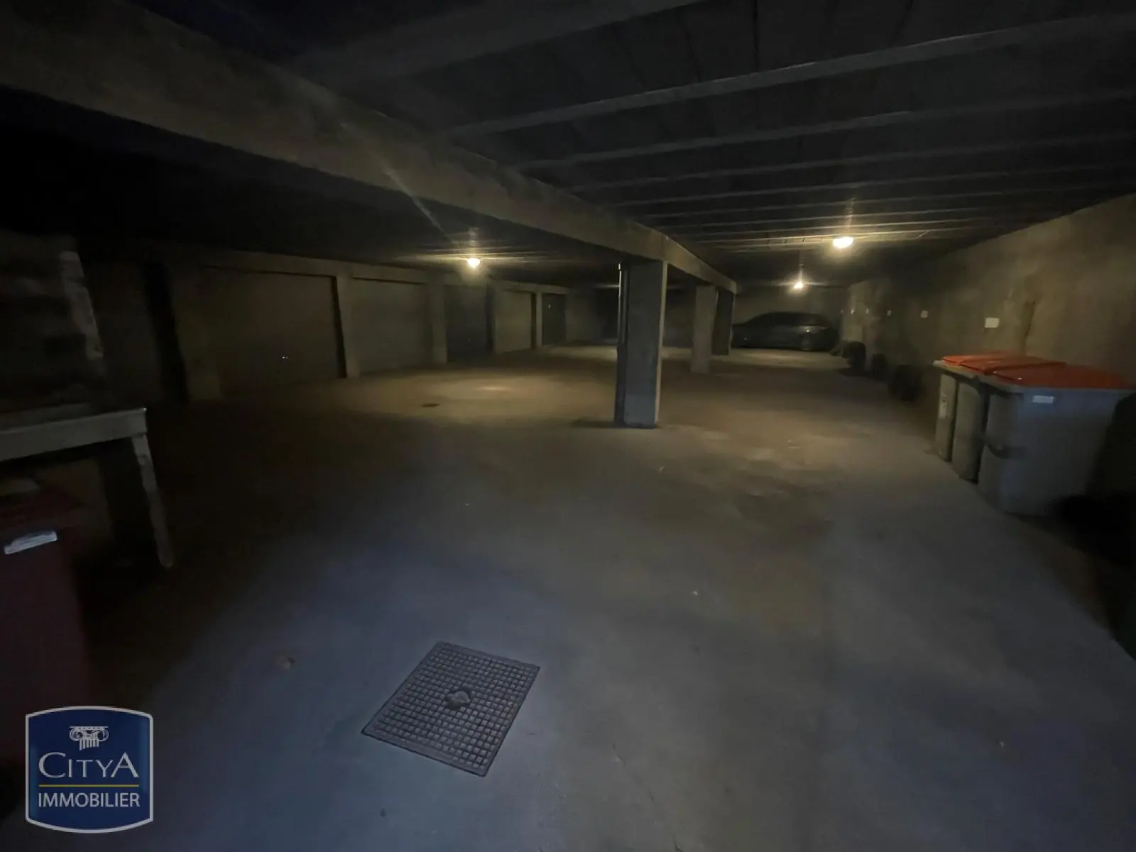 Photo 1 pour Parking Photo 1 Parking