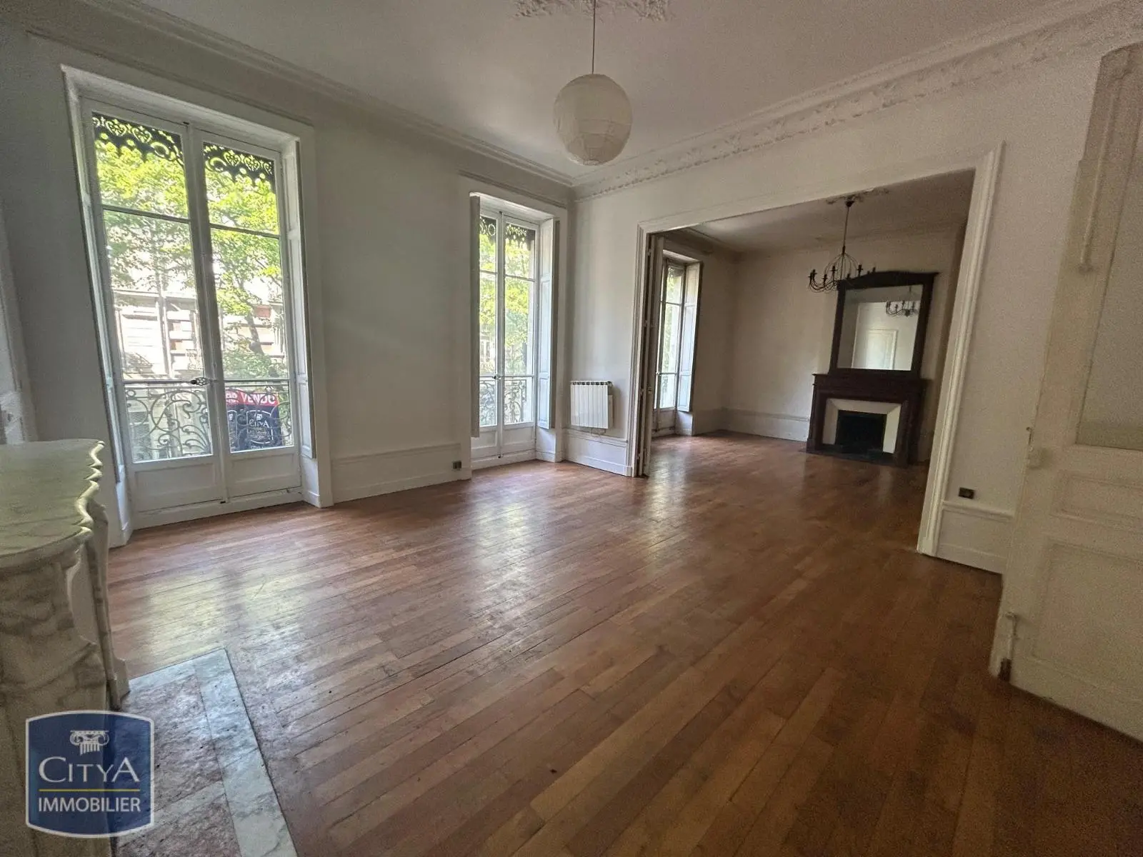 Photo 1 Appartement 6 pièces 169.75m²