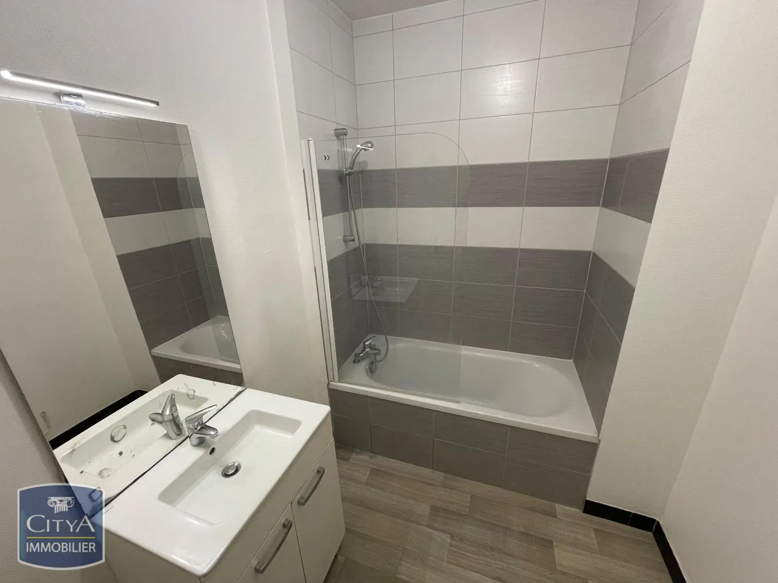 Photo 7 Appartement 2 pièces 72.74m²