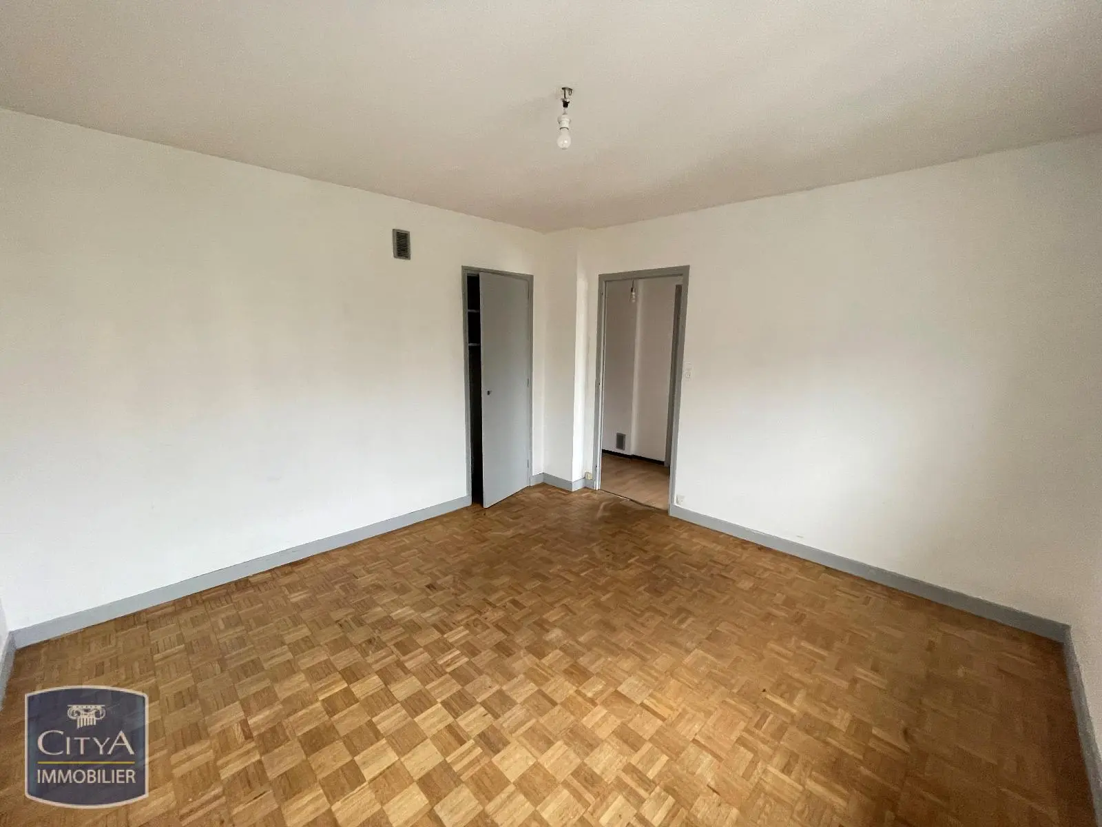 Photo 4 Appartement 1 pièce 29m²