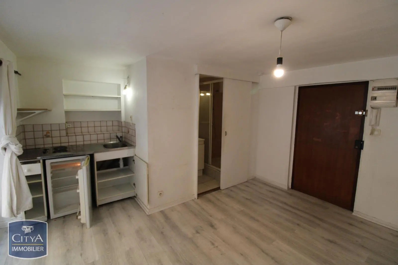 Photo 1 Appartement 1 pièce 18.24m²