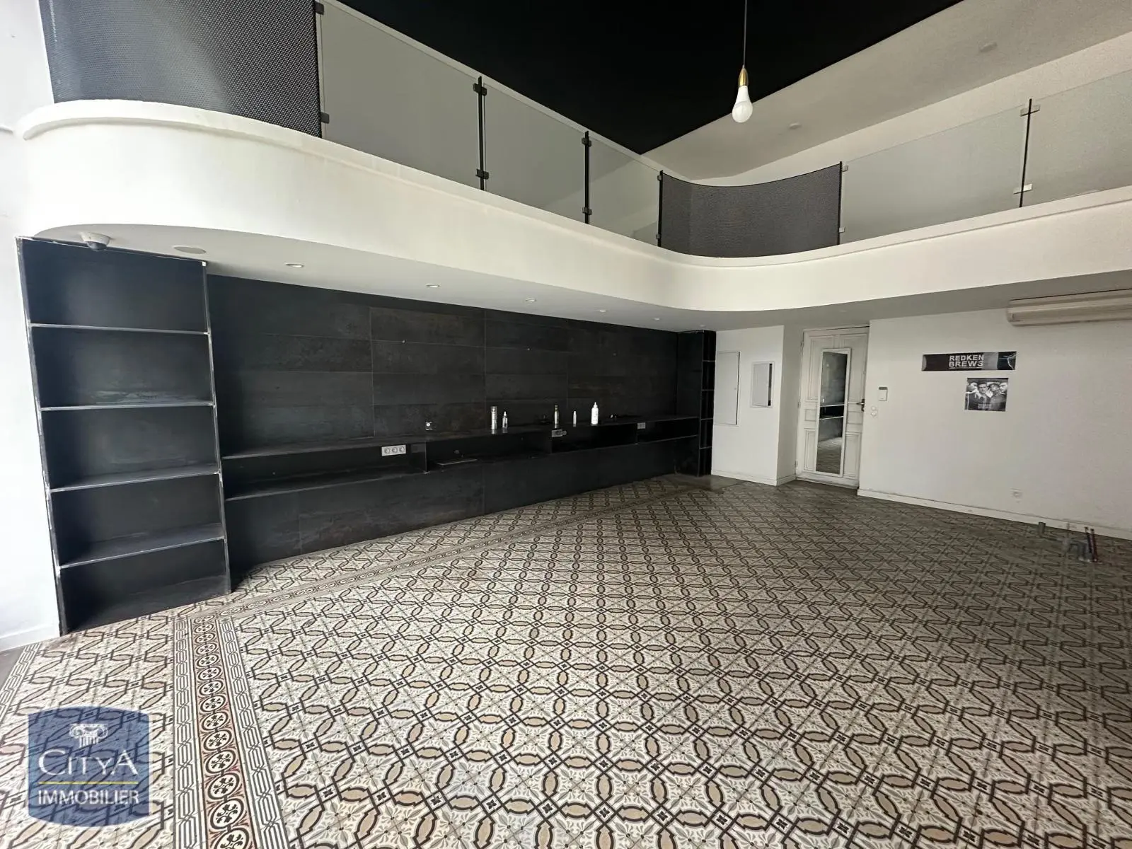 Photo 7 Local Commercial