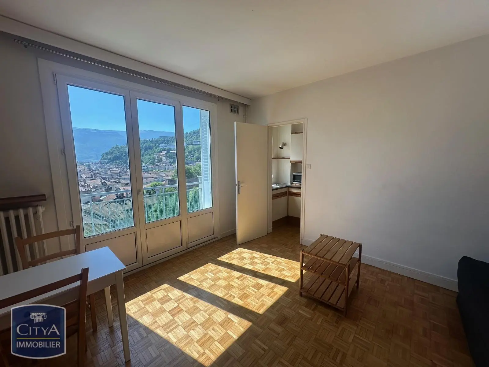 Photo 3 Appartement 1 pièce 24m²