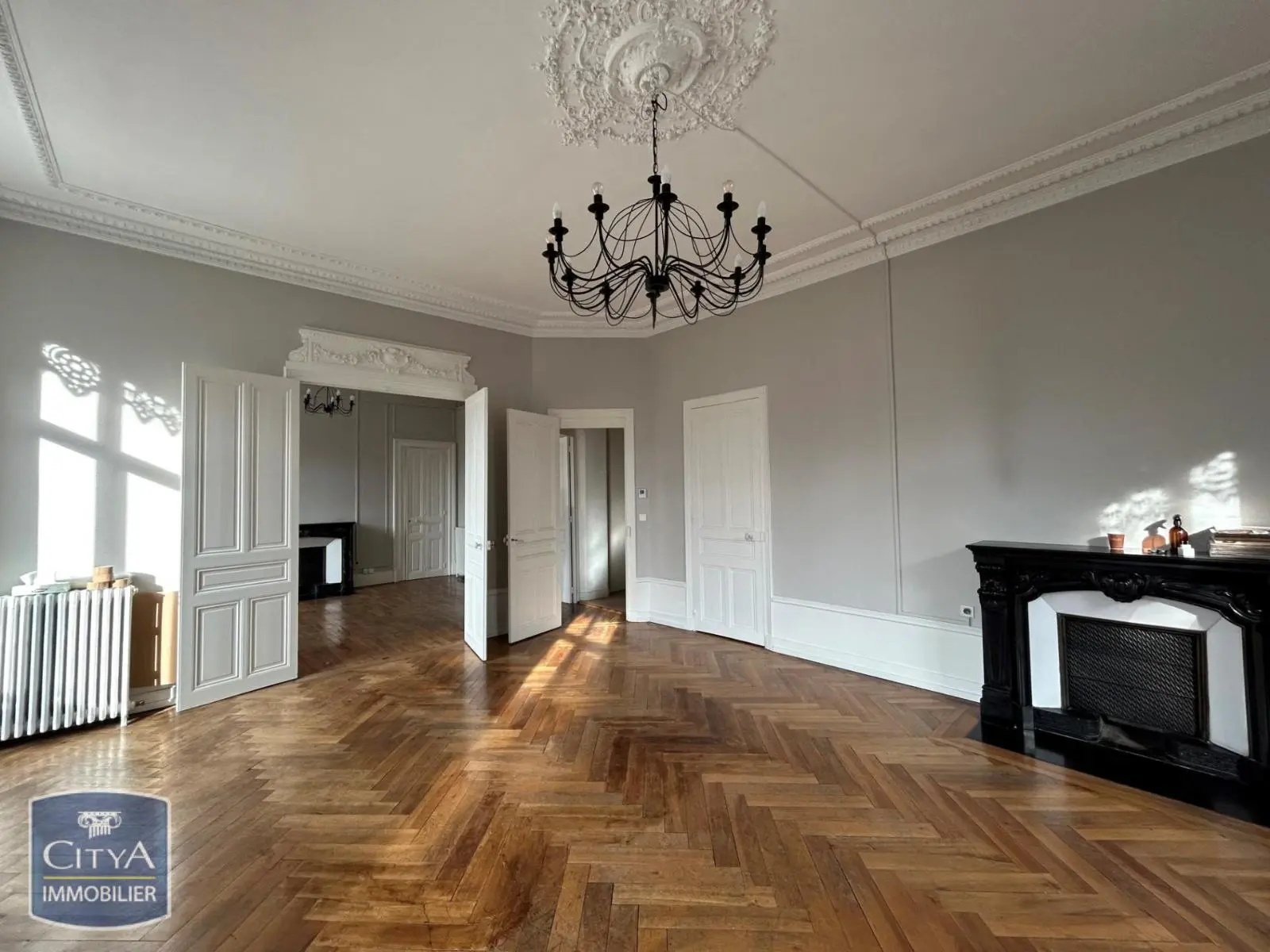 Photo 1 Appartement 4 pièces 121.2m²