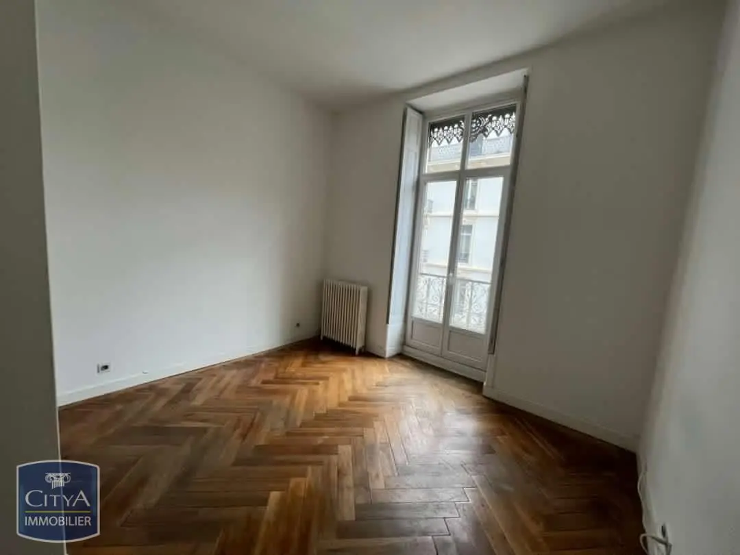 Photo 8 Appartement 4 pièces 121.2m²