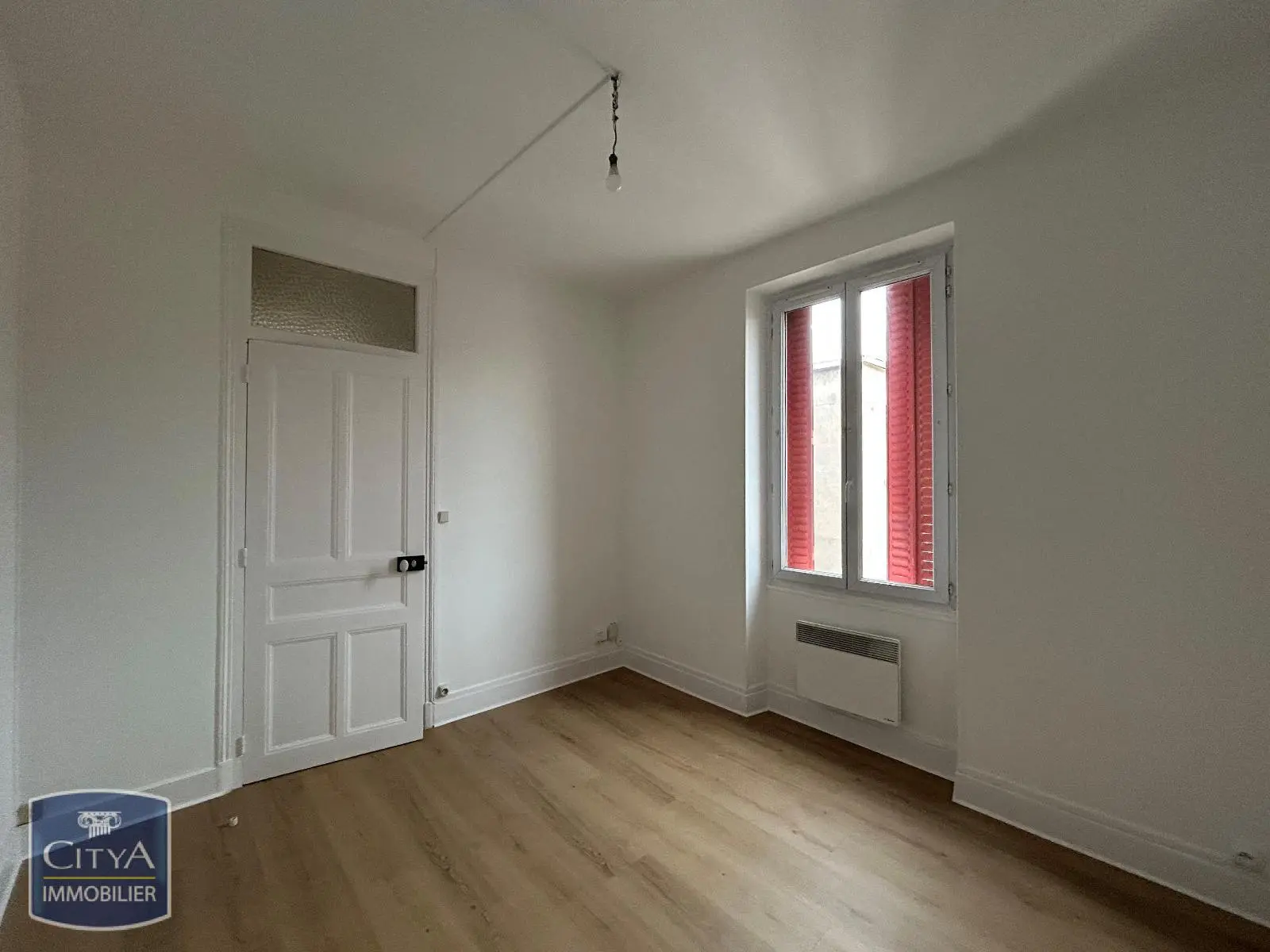 Photo 2 Appartement 1 pièce 24.75m²